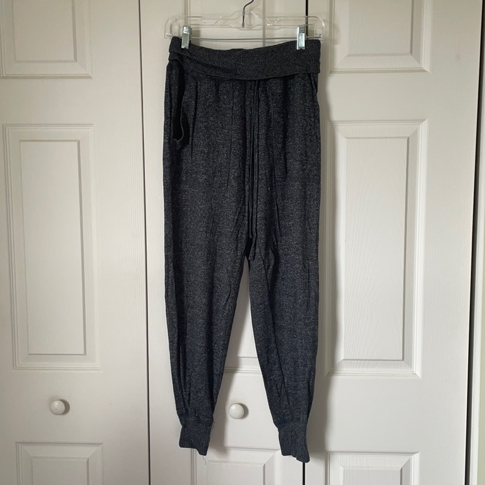 Grey joggers. Aerie. Size S